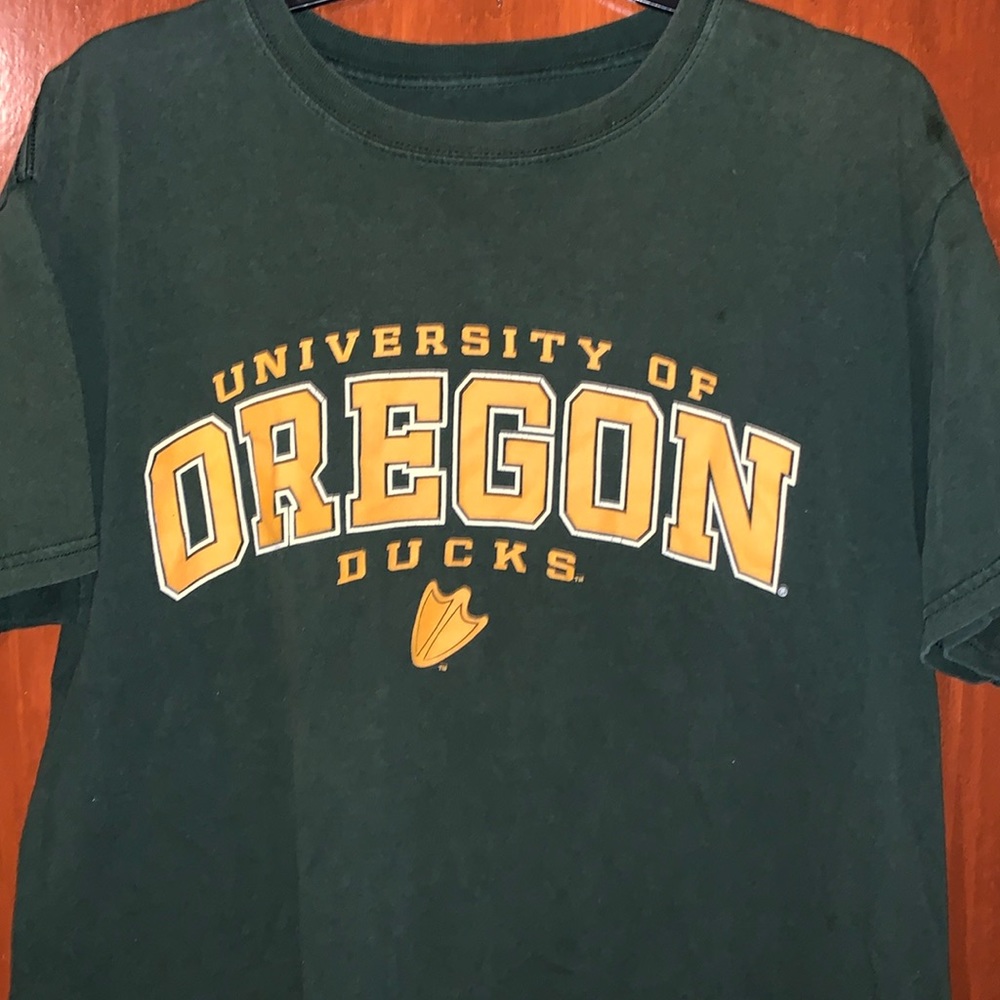 University of Oregon Ducks T Shirt
